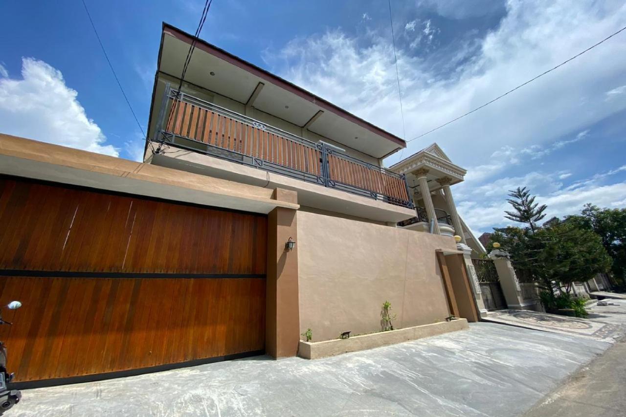 Reddoorz Near Mojokerto Train Station Hotel Ngoại thất bức ảnh